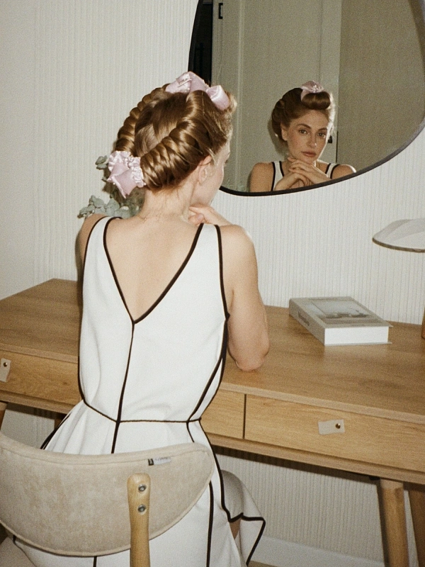 Мягкие бигуди из лебяжего пуха "Комплект jillas compact 300/34 светло-розовый" по цене ₽2,590, размеры 215х175х75, для волос От лопаток до пояса