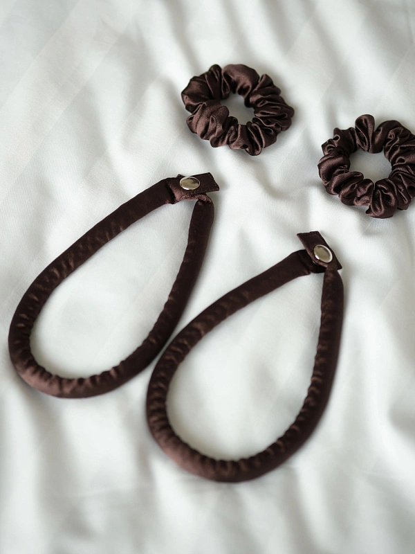 Мягкие бигуди из лебяжего пуха "Комплект jillas slim compact 2.0, коричневый" по цене ₽1,890, размеры 205х85х25, для волос От каре до пояса