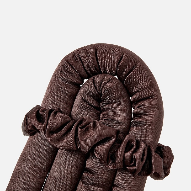 Мягкие бигуди из лебяжего пуха "Комплект jillas mini коричневый" по цене 1&nbsp;390 ₽, размеры 235х85х40, для волос От плеч до пояса