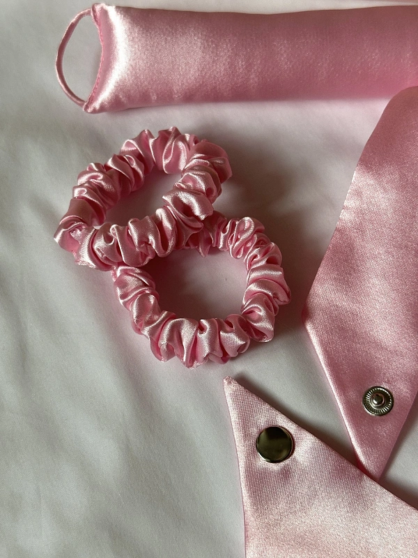 Мягкие бигуди из лебяжего пуха "Комплект jillas unicorn (34/420), розовый" по цене 1&nbsp;990 ₽, размеры 255х105х50, для волос От лопаток до пояса