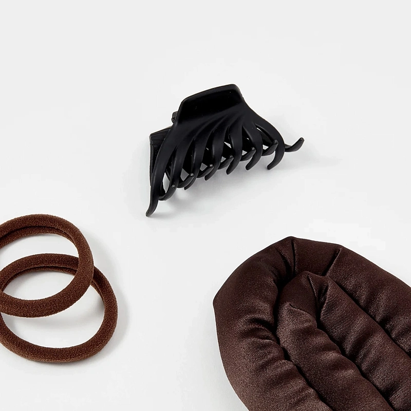 Мягкие бигуди из лебяжего пуха "Комплект jillas classic lite коричневый" по цене ₽690, размеры 200х150х40, для волос От лопаток до пояса