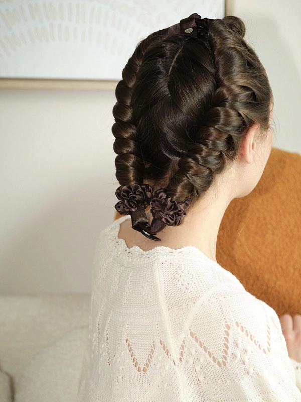 Мягкие бигуди из лебяжего пуха "Комплект jillas mini compact 2.0, коричневый" по цене ₽2,290, размеры 235х85х40, для волос От плеч до пояса