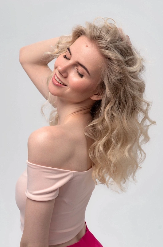 Мягкие бигуди из лебяжего пуха "Комплект jillas slim золотистый" по цене ₽1,390, размеры 205х85х25, для волос От каре до пояса