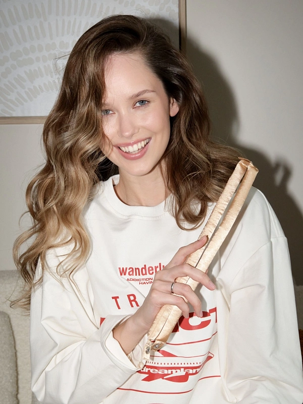 Мягкие бигуди из лебяжего пуха "Комплект jillas mini compact 2.0, золотистый" по цене 2&nbsp;290 ₽, размеры 235х85х40, для волос От плеч до пояса