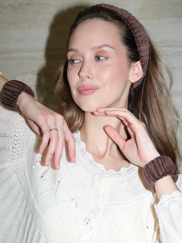 Набор повязок для умывания jillas из велюра, коричневый, 4,5 см - аксессуар для локонов по цене ₽1,290, материал Синтетическая ткань