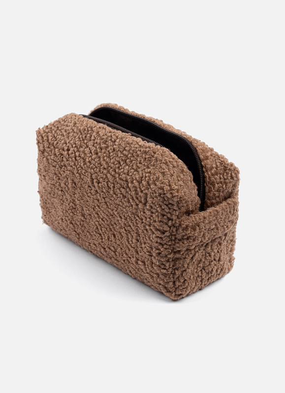 Косметичка jillas плюшевая, S, светло-коричневый по цене ₽1,790, размеры 300х200х30