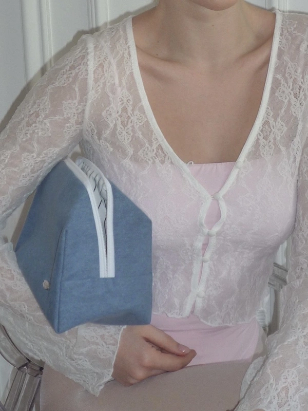 Косметичка jillas джинсовая, светло-голубой по цене ₽1,890, размеры 300х200х30