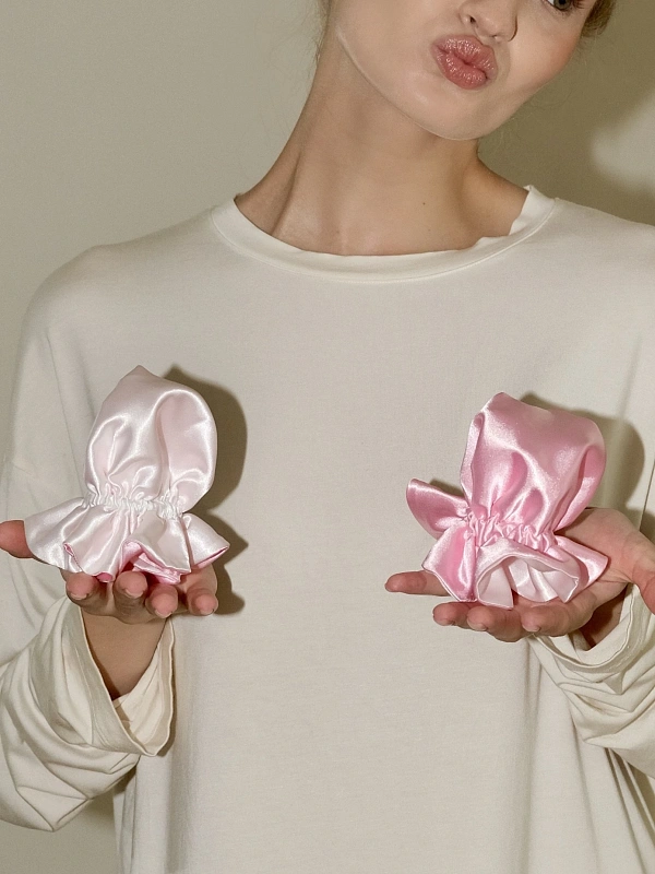 Мягкие бигуди из лебяжего пуха "Комплект jillas classic compact белый" по цене ₽1,990, размеры 250х100х45, для волос От лопаток до пояса