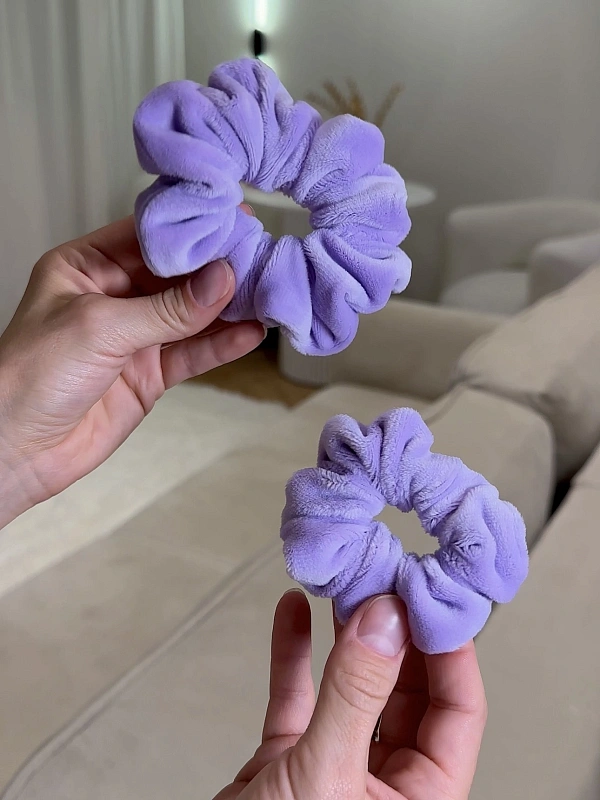 Резинки для волос jillas из велюра, 2шт (S и M), лавандовый - аксессуар для локонов по цене ₽990, материал Синтетическая ткань