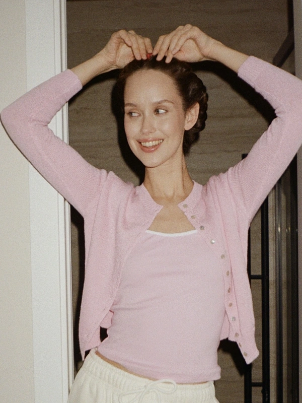 Мягкие бигуди из лебяжего пуха "Комплект jillas slim compact 2.0, красный" по цене ₽1,890, размеры 205х85х25, для волос От каре до пояса