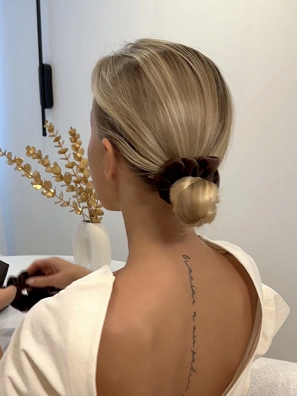 Резинки для волос jillas из велюра, 2шт (S и M), коричневый - аксессуар для локонов по цене ₽990, материал Синтетическая ткань