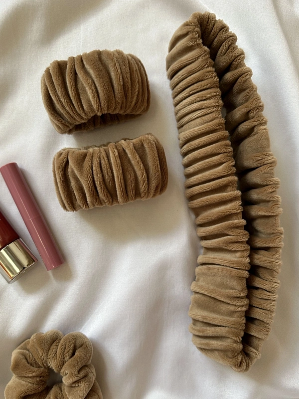 Набор повязок для умывания jillas из велюра, светло-коричневый, 4,5 см - аксессуар для локонов по цене ₽1,290, материал Синтетическая ткань