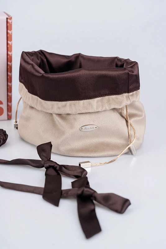 Мягкие бигуди из лебяжего пуха "Набор jillas for sleep, коричневый" по цене ₽2,990, размеры 215х175х75, для волос От плеч до пояса