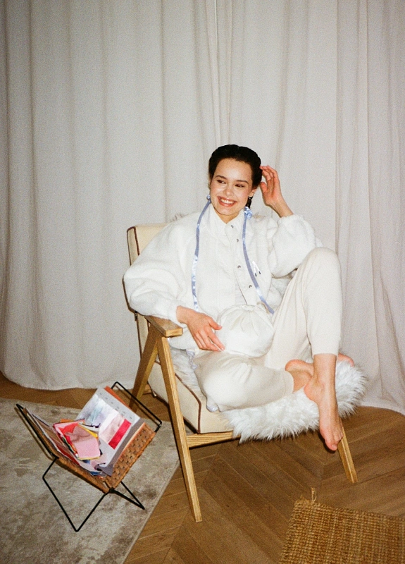 Мягкие бигуди из лебяжего пуха "Комплект jillas slim elegant голубой" по цене ₽1,390, размеры 205х85х25, для волос От каре до пояса