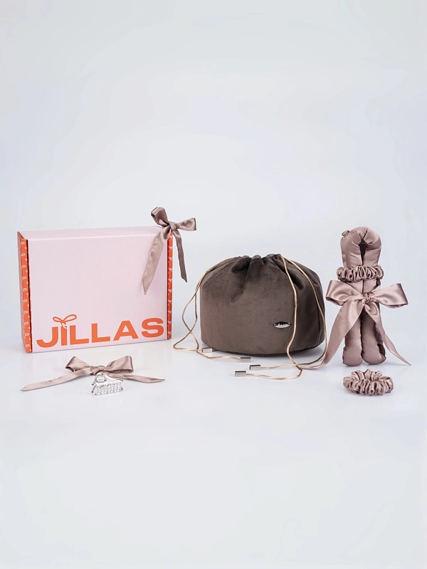 Мягкие бигуди из лебяжего пуха "Набор jillas for sleep, капучино" по цене 2&nbsp;990 ₽, размеры 215х175х75, для волос От плеч до пояса