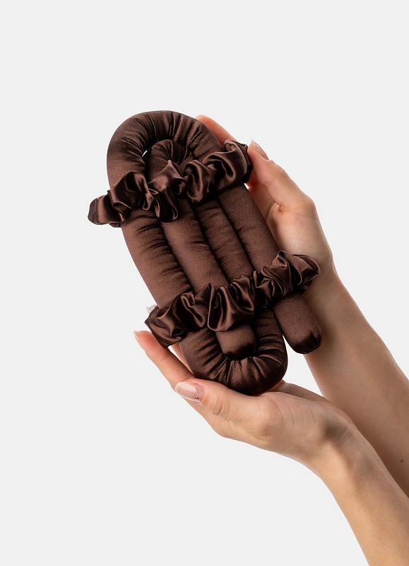 Мягкие бигуди из лебяжего пуха "Комплект jillas classic коричневый" по цене ₽1,390, размеры 255х105х50, для волос От лопаток до пояса