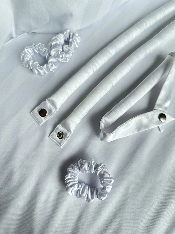 Мягкие бигуди из лебяжего пуха "Комплект jillas mini compact 2.0, белый" по цене ₽2,290, размеры 235х85х40, для волос От плеч до пояса