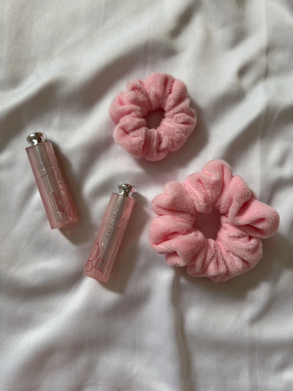 Резинки для волос jillas из велюра, 2шт (S и M), розовый - аксессуар для локонов по цене ₽990, материал Синтетическая ткань