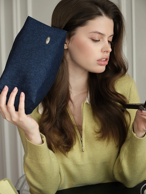 Косметичка jillas джинсовая, темно-синий по цене ₽1,890, размеры 300х200х30