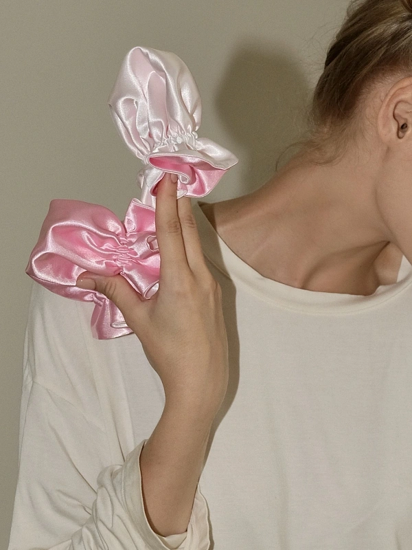 Мягкие бигуди из лебяжего пуха "Комплект jillas classic compact розовый" по цене ₽1,990, размеры 250х100х45, для волос От лопаток до пояса