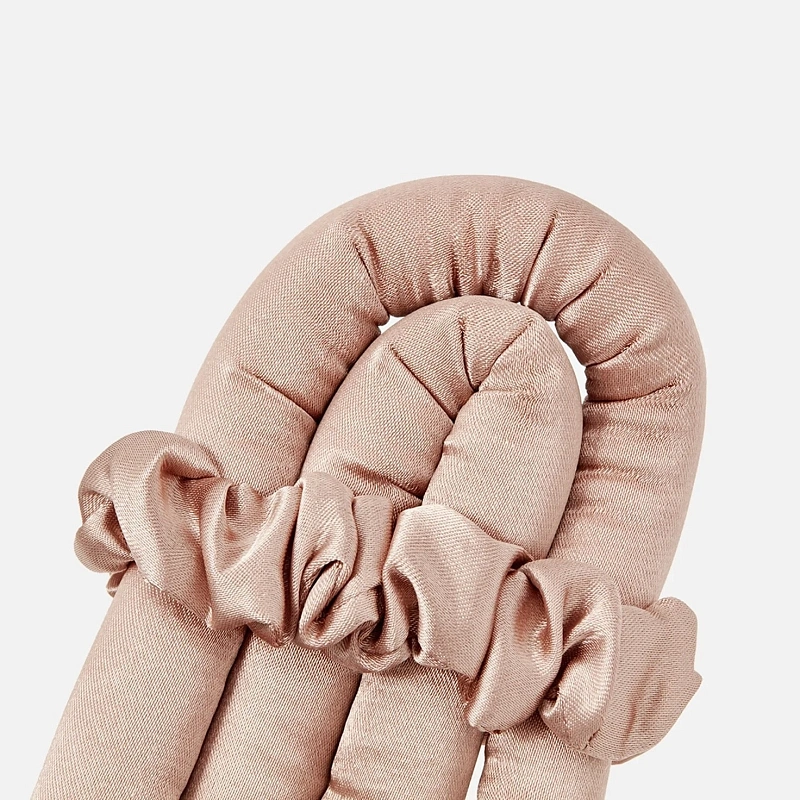 Мягкие бигуди из лебяжего пуха "Комплект jillas mini золотистый" по цене 1&nbsp;390 ₽, размеры 235х85х40, для волос От плеч до пояса