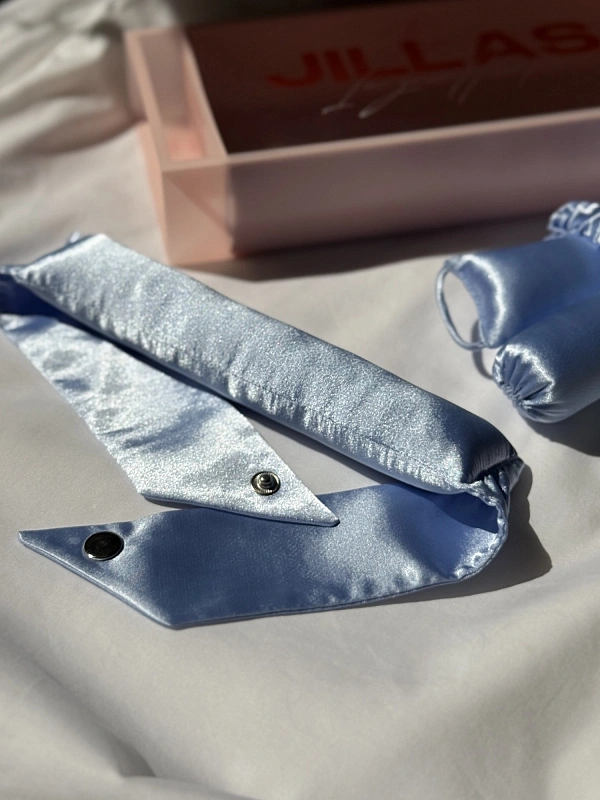 Мягкие бигуди из лебяжего пуха "Комплект jillas unicorn (34/420), голубой" по цене 1&nbsp;990 ₽, размеры 255х105х50, для волос От лопаток до пояса