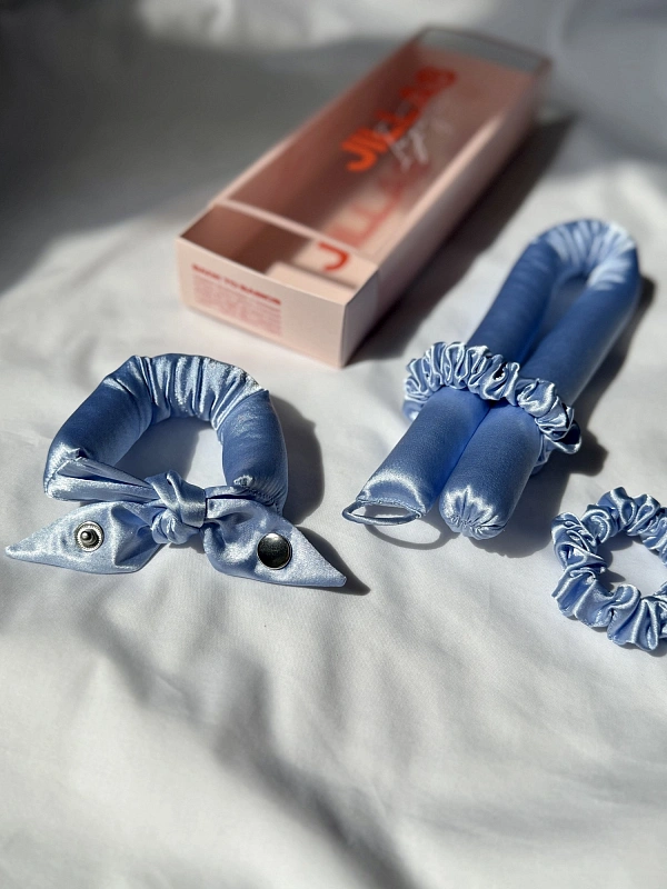 Мягкие бигуди из лебяжего пуха "Комплект jillas unicorn (23/420), голубой" по цене 1&nbsp;790 ₽, размеры 255х105х50, для волос От лопаток до пояса