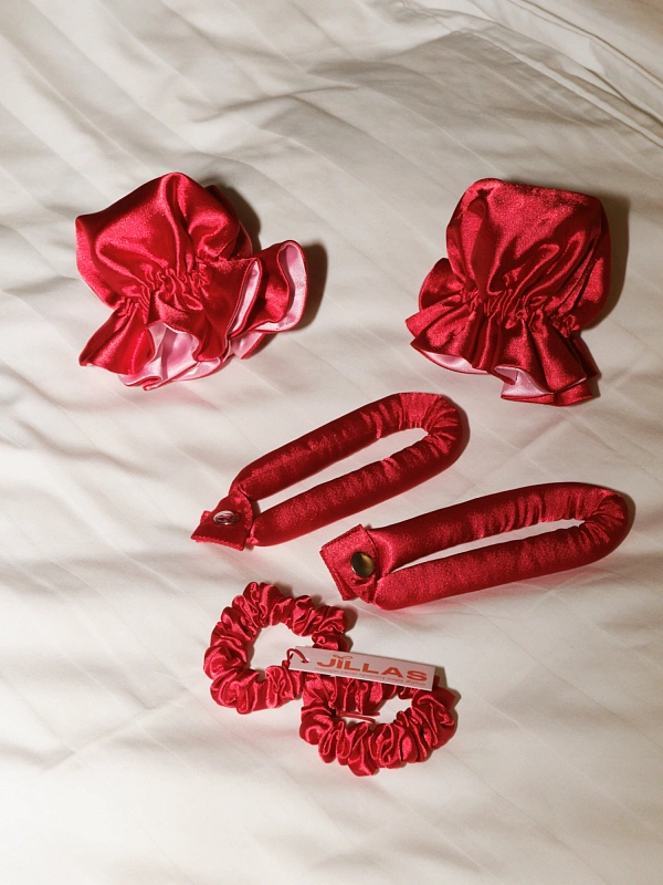 Мягкие бигуди из лебяжего пуха "Комплект jillas mini compact красный" по цене ₽1,990, размеры 230х80х35, для волос От плеч до пояса