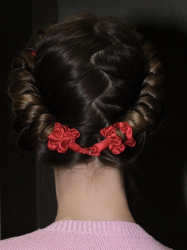 Мягкие бигуди из лебяжего пуха "Комплект jillas slim compact 2.0, красный" по цене ₽1,890, размеры 205х85х25, для волос От каре до пояса