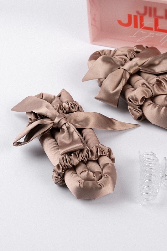 Мягкие бигуди из лебяжего пуха "Комплект jillas mini elegant с мягким наполнителем, капучино" по цене ₽1,890, размеры 235х85х40, для волос От плеч до пояса