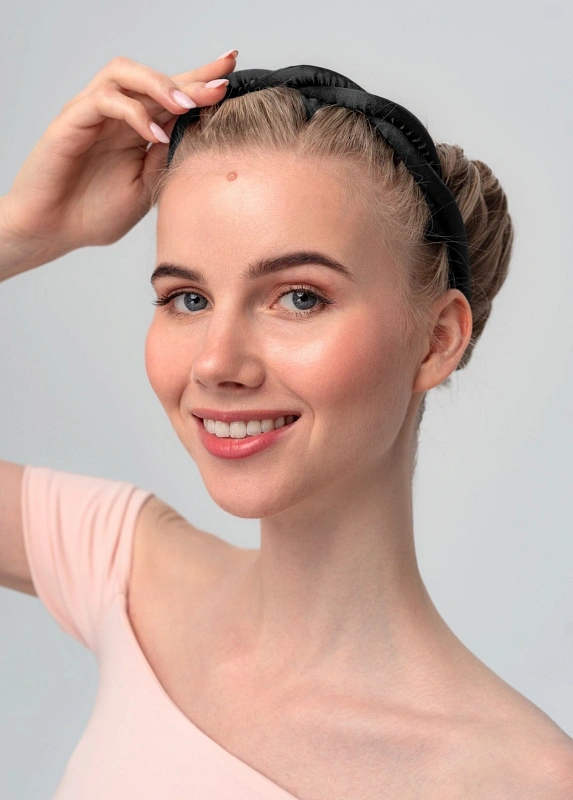 Мягкие бигуди из лебяжего пуха "Комплект jillas slim черный" по цене ₽1,390, размеры 205х85х25, для волос От каре до пояса