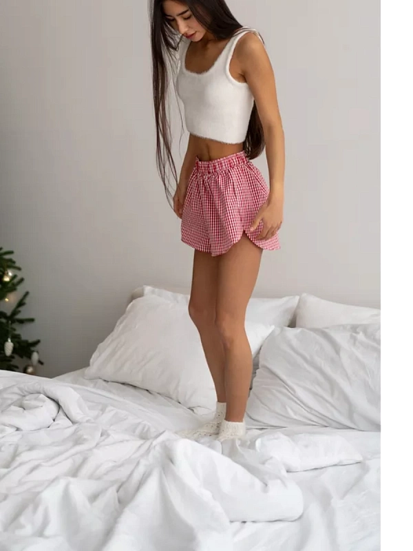 Шорты домашние jillas в мелкую клетку, красный, XS-S по цене 990 ₽, материал Синтетическая ткань