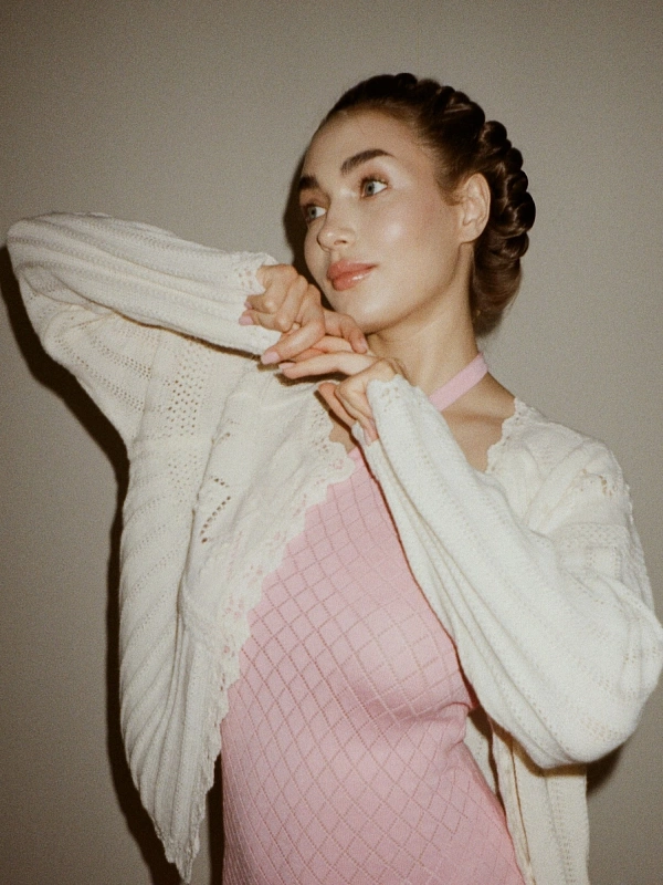 Мягкие бигуди из лебяжего пуха "Комплект jillas slim compact 2.0, золотистый" по цене ₽1,890, размеры 205х85х25, для волос От каре до пояса