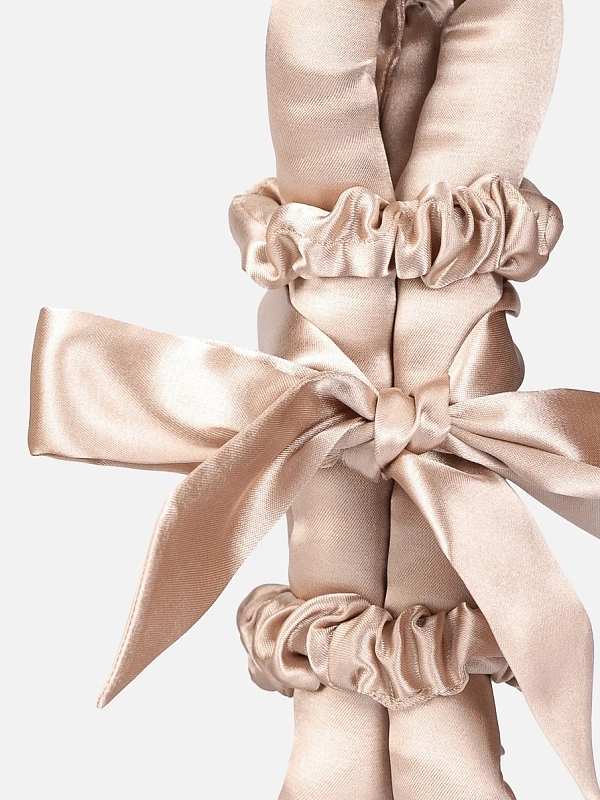 Мягкие бигуди из лебяжего пуха "Набор jillas for sleep, золотистый" по цене 2&nbsp;990 ₽, размеры 215х175х75, для волос От плеч до пояса