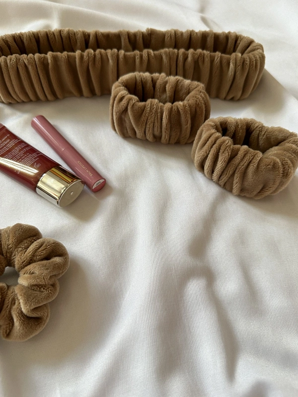 Набор повязок для умывания jillas из велюра, светло-коричневый, 4,5 см - аксессуар для локонов по цене ₽1,290, материал Синтетическая ткань