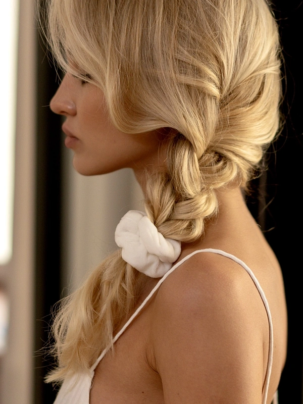 Резинки для волос jillas из велюра, 2шт (S и M), белый - аксессуар для локонов по цене ₽990, материал Синтетическая ткань